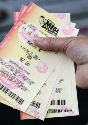 Przed piątkowym losowaniem jackpot Mega Millions wzrósł do 1,22 miliarda dolarów