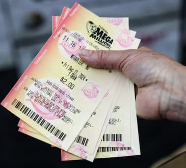 Przed piątkowym losowaniem jackpot Mega Millions wzrósł do 1,22 miliarda dolarów