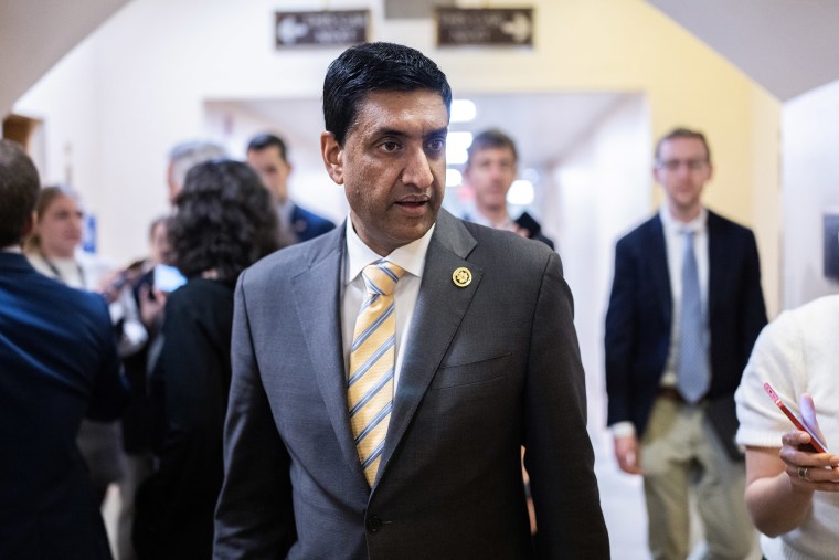 Rep. Ro Khanna, Kalifornia.