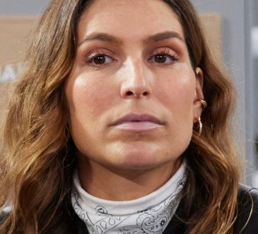 Laury Thilleman wróciła do rodziców: „Zaopiekuj się mną! Potrzebuję miłości”