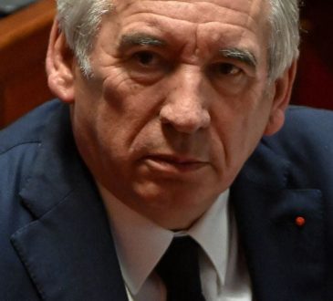 François Bayrou: Co stało się z dzieckiem, które podczas wizyty w Strasburgu rabowało kieszenie nowego premiera?