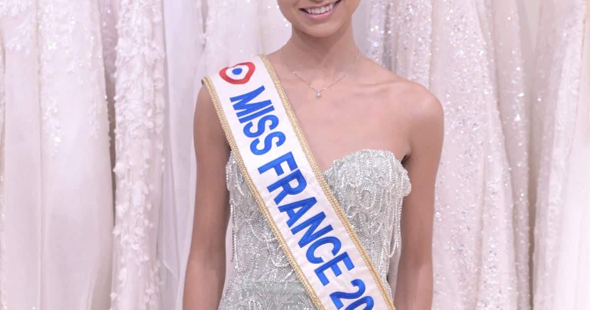 Korona ledwo wróciła, Eve Gilles (Miss Francji 2024) dołącza do pokazu, który trzeba zobaczyć z udziałem atrakcyjnych sportowców