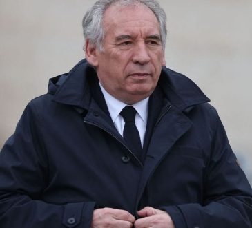 „Niezbyt wdzięczny za…”: Dla François Bayrou nie ma mowy o tym, by Francuzi za to zapłacili…