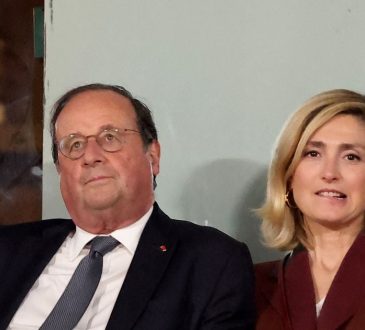 „Przestałam na 10 lat”: Julie Gayet poddała się, ale żona François Hollande’a mówi, żeby przestać ten zły nawyk