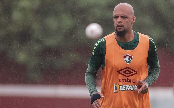 Felipe Melo na treningu Fluminense