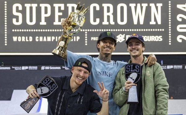 Mistrzem został Nyjah Huston (na niebiesko), a podium uzupełnili Giovanni Vianna i Gustavo Ribeiro