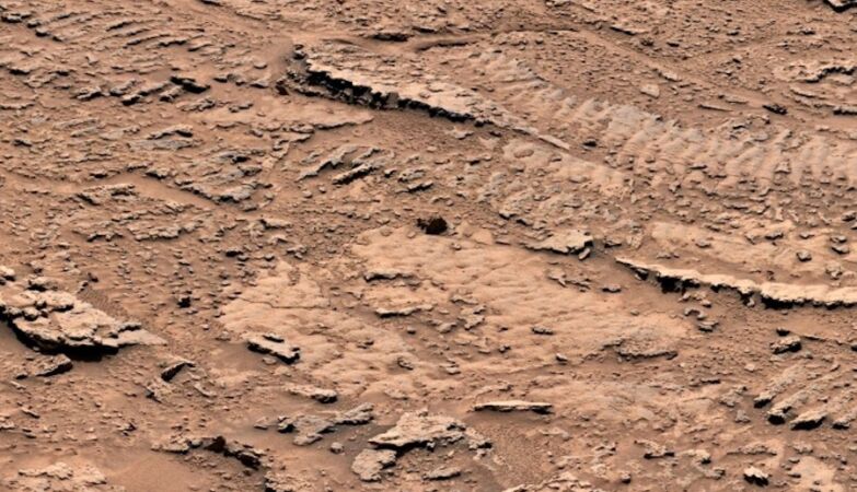 Curiosity znajduje więcej dowodów na istnienie starożytnych jezior na Marsie