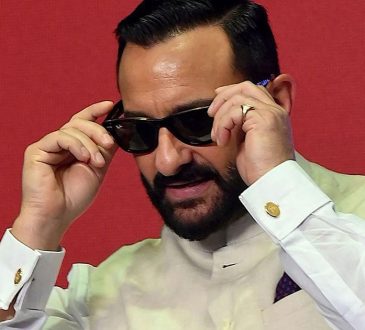 Saif Ali Khan dźgnął nożem i operował po walce. Podczas operacji odkryli coś dziwnego w kręgosłupie