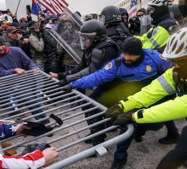 Co wiadomo o ułaskawieniach Trumpa dla najeźdźców Kapitolu