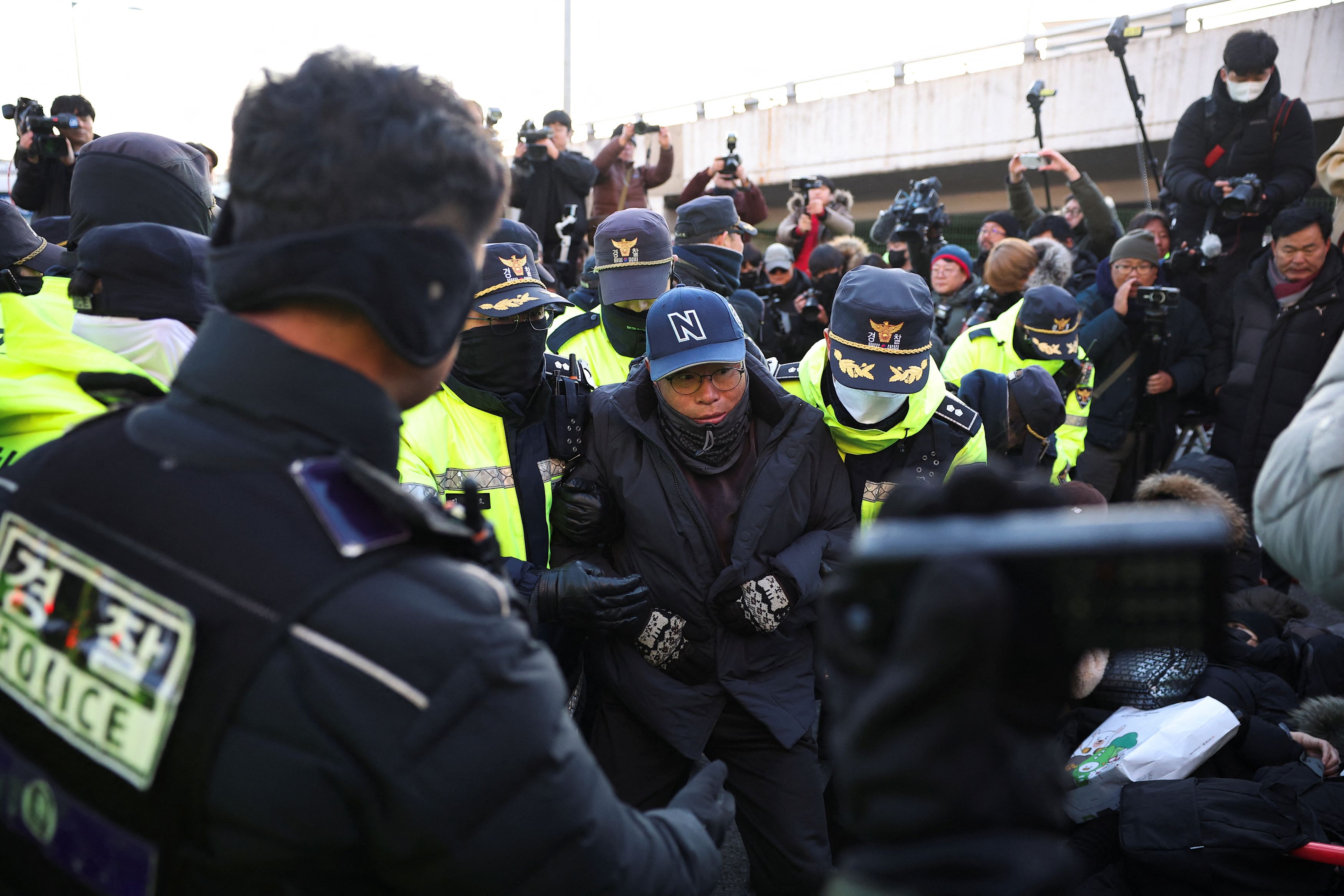 Korea Południowa: Yun upiera się, że będzie walczył do końca – Demonstracje jego zwolenników