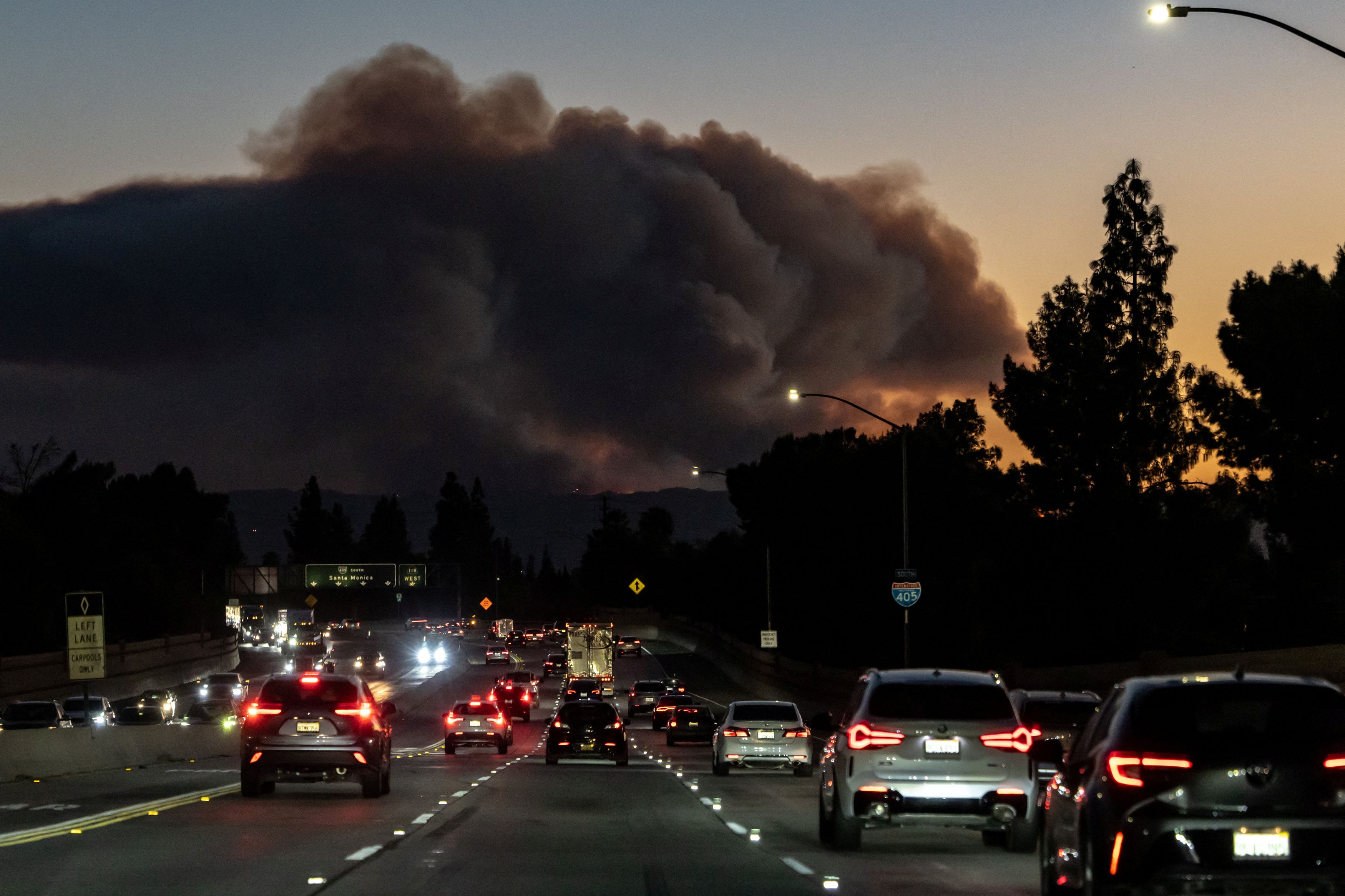 Pożar – Los Angeles: 11 ofiar śmiertelnych, nasila się krytyka – twierdzenie Trumpa o wodzie i prawdzie