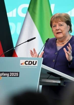 Niemcy: atak Merkel na Mertza na krótko przed wyborami