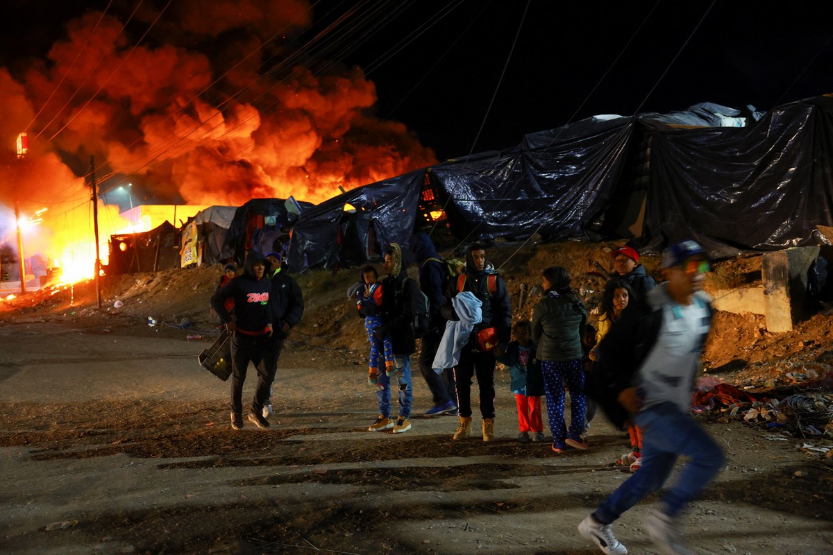 Obrazy chaosu w ośrodku dla migrantów na granicy amerykańsko-meksykańskiej przed Trumpem