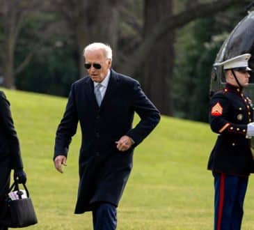 Biden uda się do Nowego Orleanu, aby spotkać się z rodzinami po ataku terrorystycznym