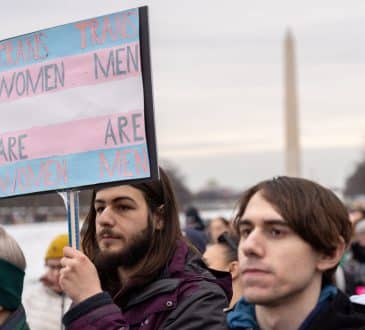 Trump podpisze zarządzenia wykonawcze stwierdzające, że istnieją tylko dwie płcie biologiczne, wstrzymujące programy różnorodności