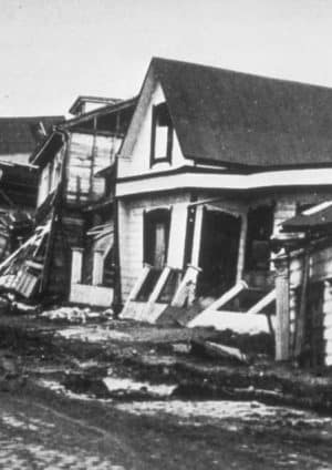 Najsilniejsze trzęsienie ziemi w historii miało miejsce w Chile w 1960 r. Tsunami spowodowało zniszczenia nawet na Hawajach