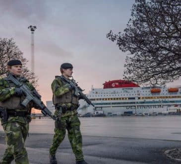 Historyczny ruch u bram Rosji: kraj NATO zbliża czołgi i żołnierzy