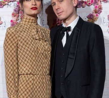 Alex Kapranos: Mąż Clary Luciani wkrótce rozstał się z dzieckiem, „łamie mu to serce”