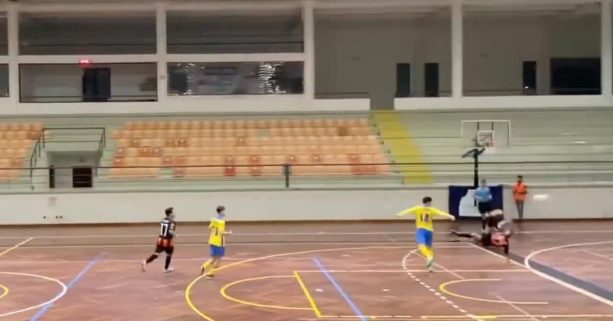 Zawodnik strzelił gola nie z tego świata w futsalu w dystrykcie Aveiro