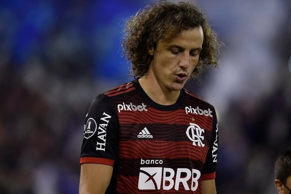 David Luiz oświadczył, że o swoim odejściu z klubu dowiedział się za pośrednictwem mediów społecznościowych