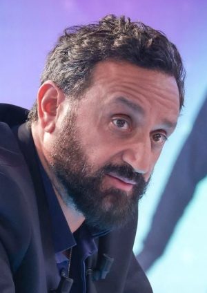 Cyril Hanouna „On The Right Track”, aby dołączyć do grupy M6? Karine Le Marchand dochodzi do czoła!