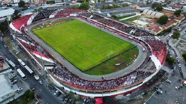 Stadion Carneirão w Alagoinhas to nowa scena pojedynku pomiędzy Jacuipense i Bahią