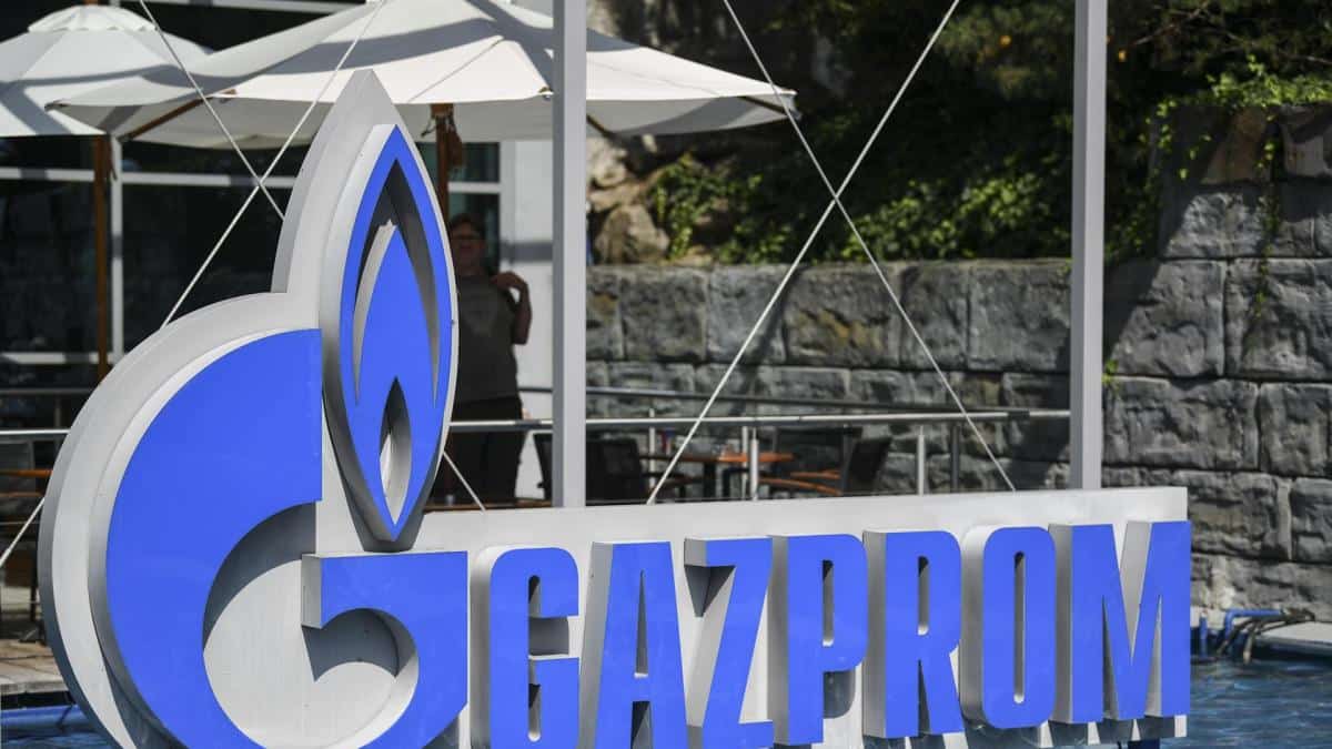 Gazprom wstrzymuje przepływ gazu do Europy przez Ukrainę i nadwyręża rynek energii