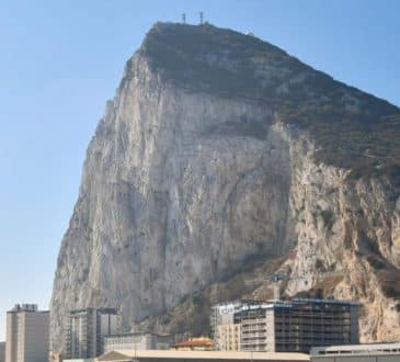 Premier Gibraltaru zostaje potępiony za nielegalny wjazd do Hiszpanii