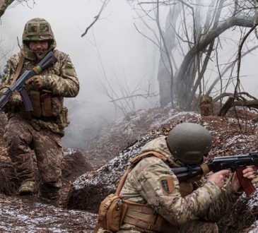 Wielka Brytania i Francja Tak, Niemcy nr: Istnieje podział na wysyłanie europejskiego wojska na Ukrainę