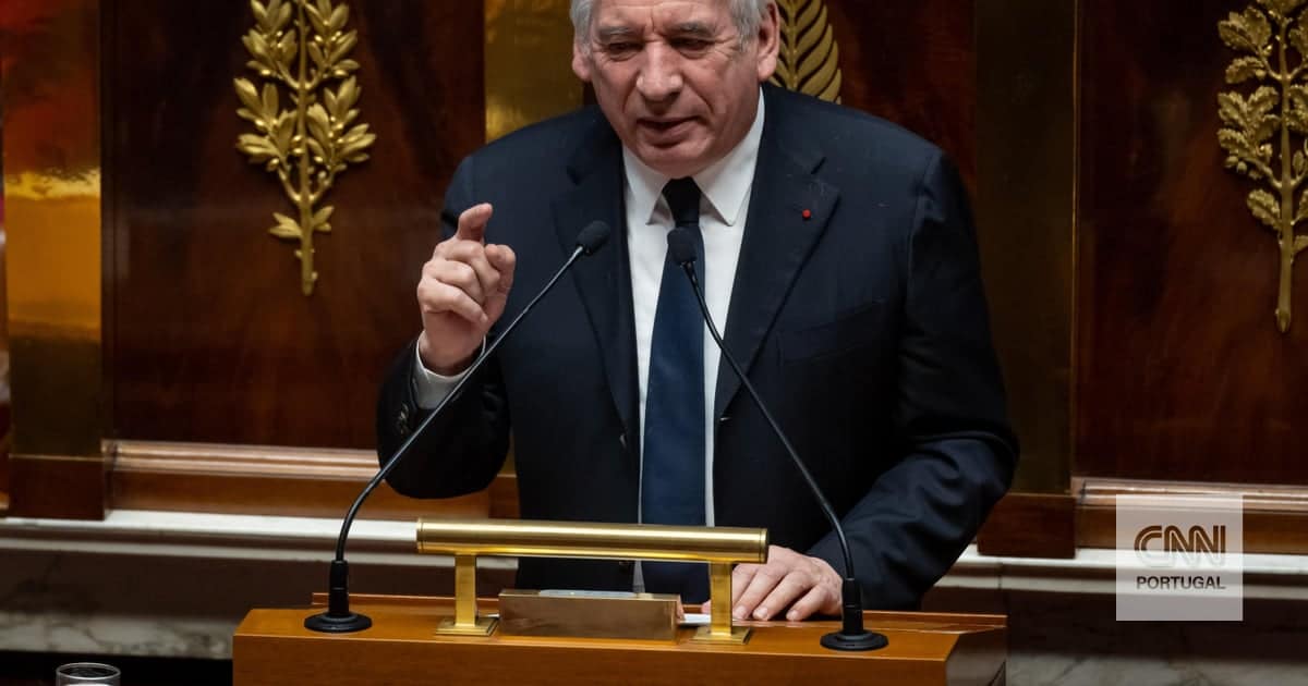 „Co to znaczy być Francuzem?” Bayrou chce krajowej debaty po Ministrze Sprawiedliwości sugeruje koniec obywatelstwa od urodzenia