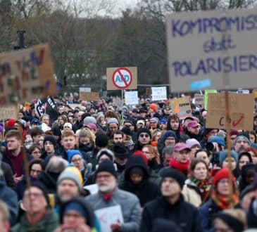 Niemcy: Tysiące zademonstrowało przeciwko dalekim prawowi