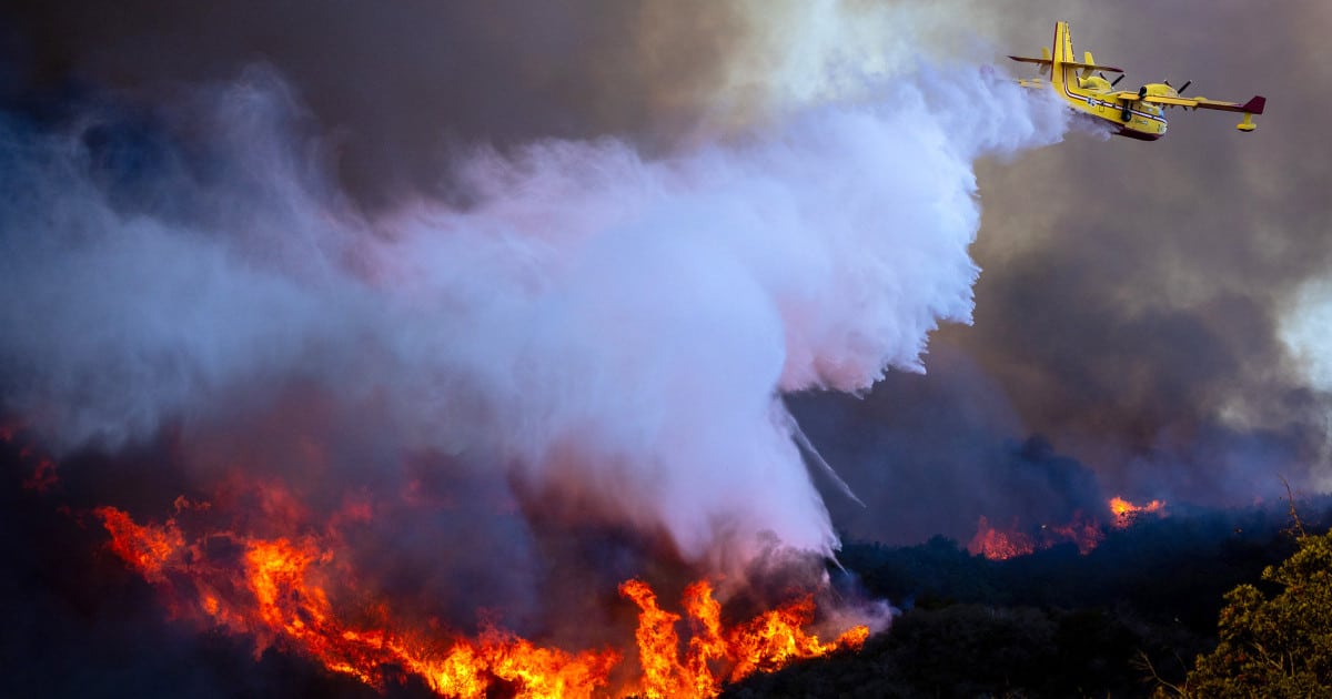 Jak pogoda napędzana zmianami klimatu pomogła napędzać pożary Południowej Kalifornii