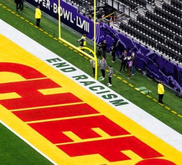 NFL usunie „końcowy rasizm” ze stref końcowych przed Super Bowl