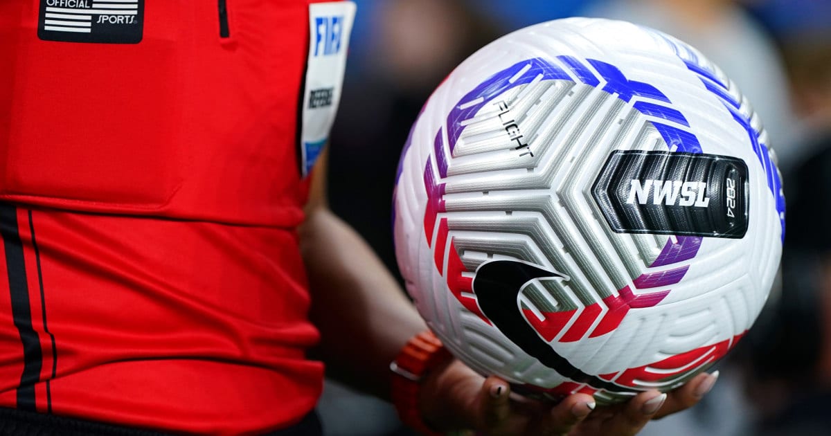 National Women's Soccer League zgadza się na rozliczenie 5 milionów dolarów w związku z wcześniejszymi traktowaniem graczy