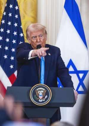 Trump obiecuje „prawdziwe piekło”, jeśli Hamas nie spotyka się i zagrozi krajom Bliskiego Wschodu