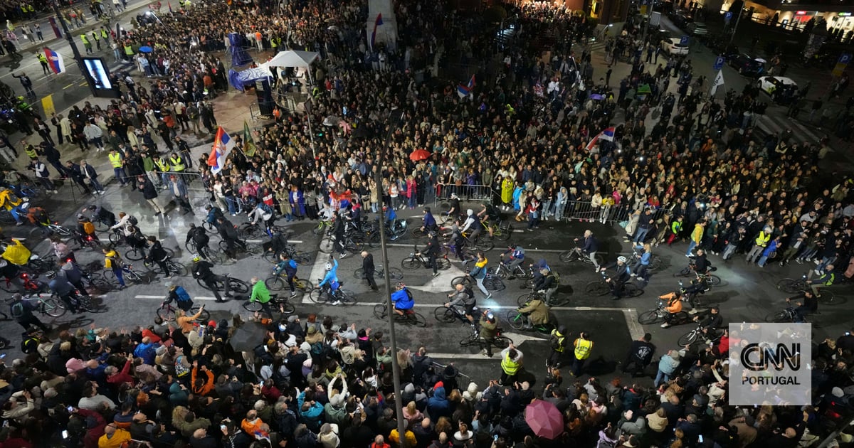 Rząd serbski zaprzecza nielegalnym ataku bronią Sónica przeciwko protestującym