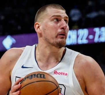 Nikola Jokic z Nuggets tworzy historię NBA z pierwszym 30-20-20 potrójnym podwójnym