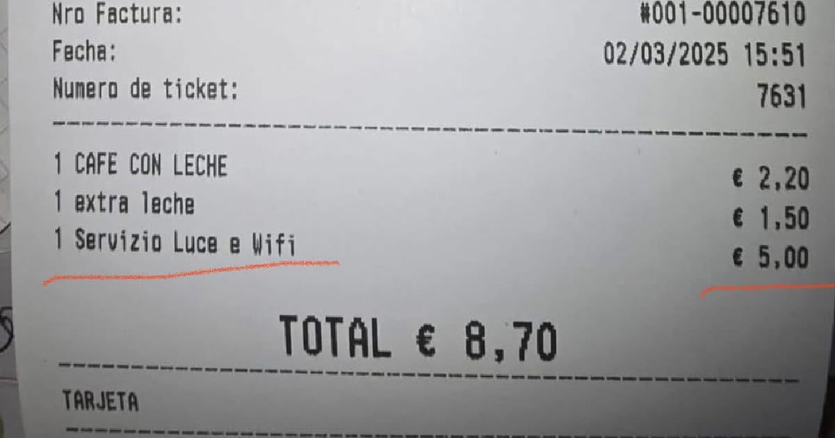 Klient potępia bar nieoczekiwane stawki światła i Wi-Fi po poproszeniu o kawę