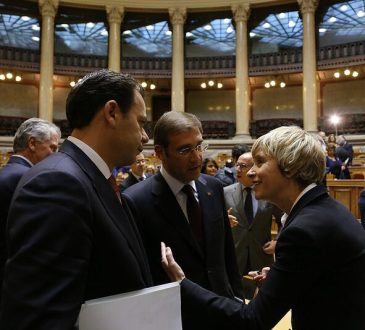 „Śmierć” wojny wewnętrznej: PSD nie chce Passos Coelho w wyborach