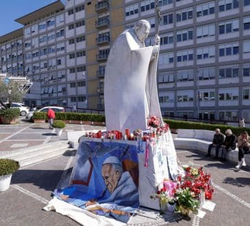 Πάπας Φραγκίσκος: Νιώθω να με στηρίζει όλο το ποίμνιο