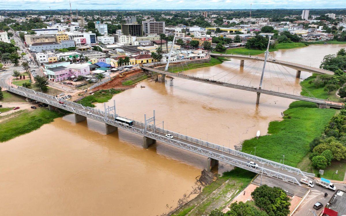 Poziom rzeki akre wzrasta do 14,24 metra w Rio Branco, przynosząc powiadomienie populacji