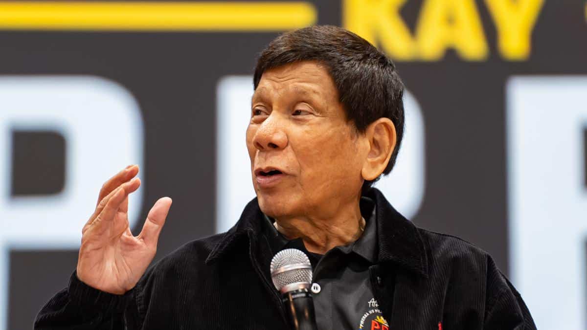 Przenoszą byłego prezydenta Filipino, Rodrigo Duterte, oskarżony o przestępstwa przeciwko ludzkości